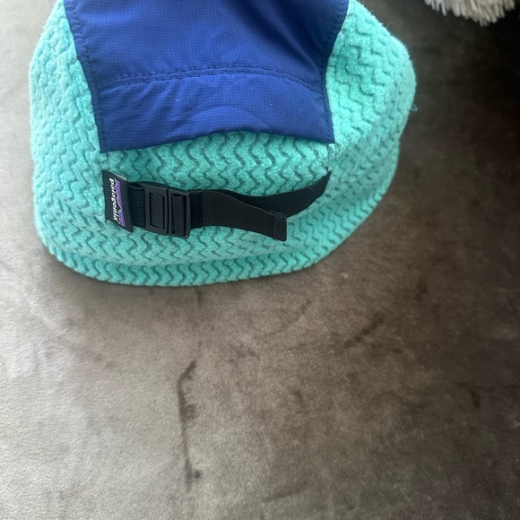 Patagonia Teal Fleece Cap - Picture 4 of 8